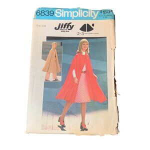 Simplicity 6839 Jiffy Easy Cut Cape Sewing Pattern One Size Fits All uncut